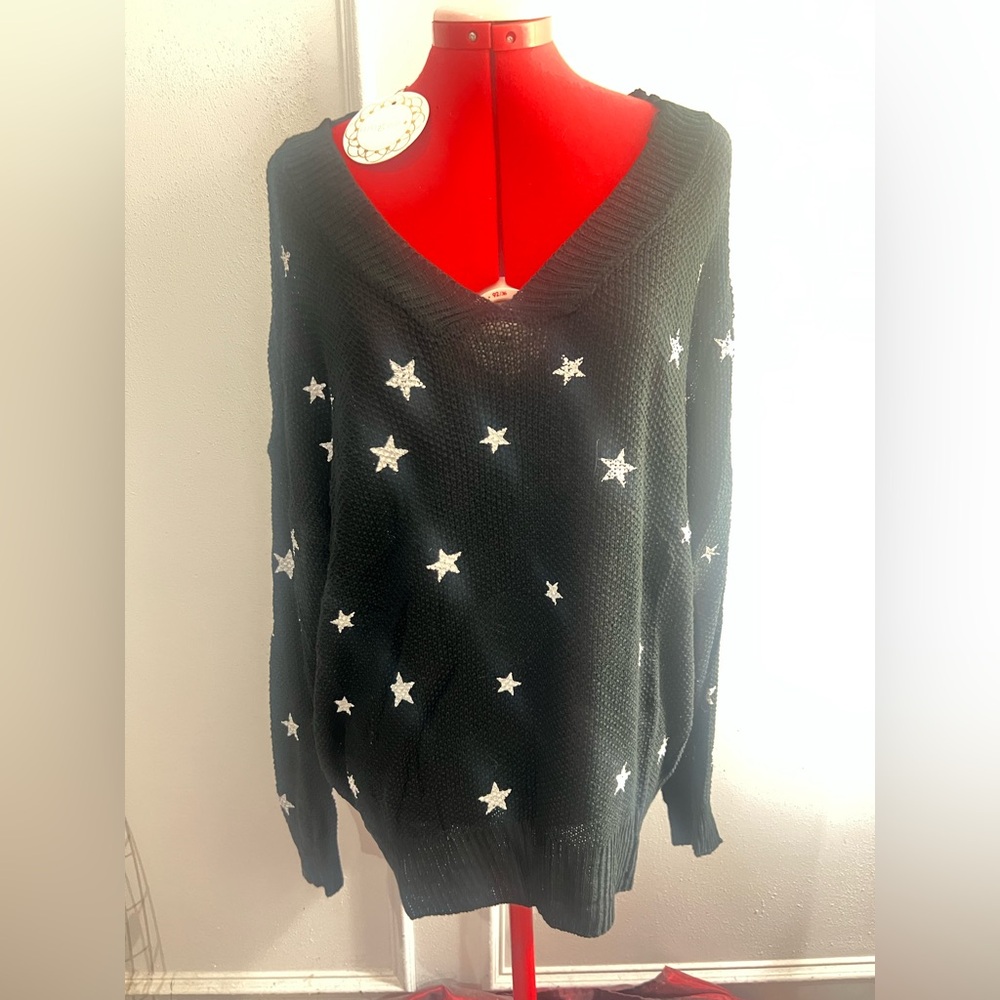 Umgee + Boutique Black V-Neck Sweater with Star Pattern size XL Brand New Tags